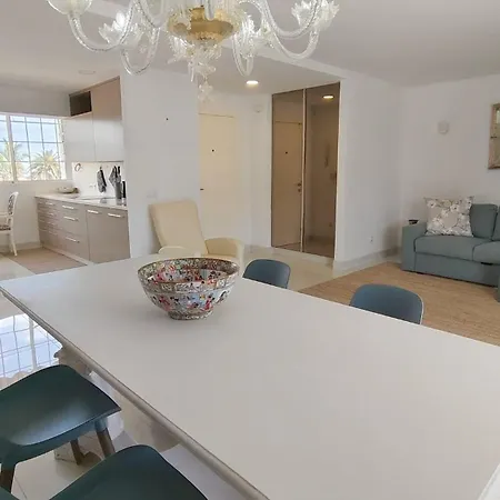 Apartamento Luminoso Con Piscina Y Aparcamiento